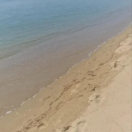 морска къща клеоники Daire *