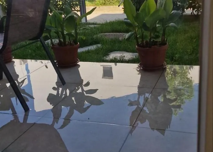 דירה морска къща клеоники Ofrínion